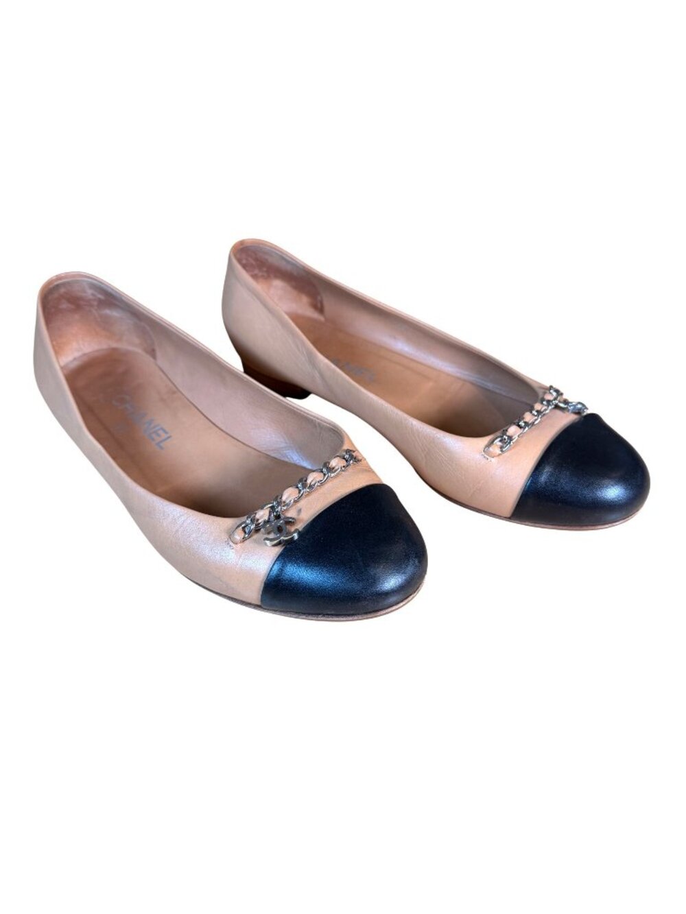 Chanel Beige and Black Cap Toe CC Chain Link Ballet Flats Size EU 40
